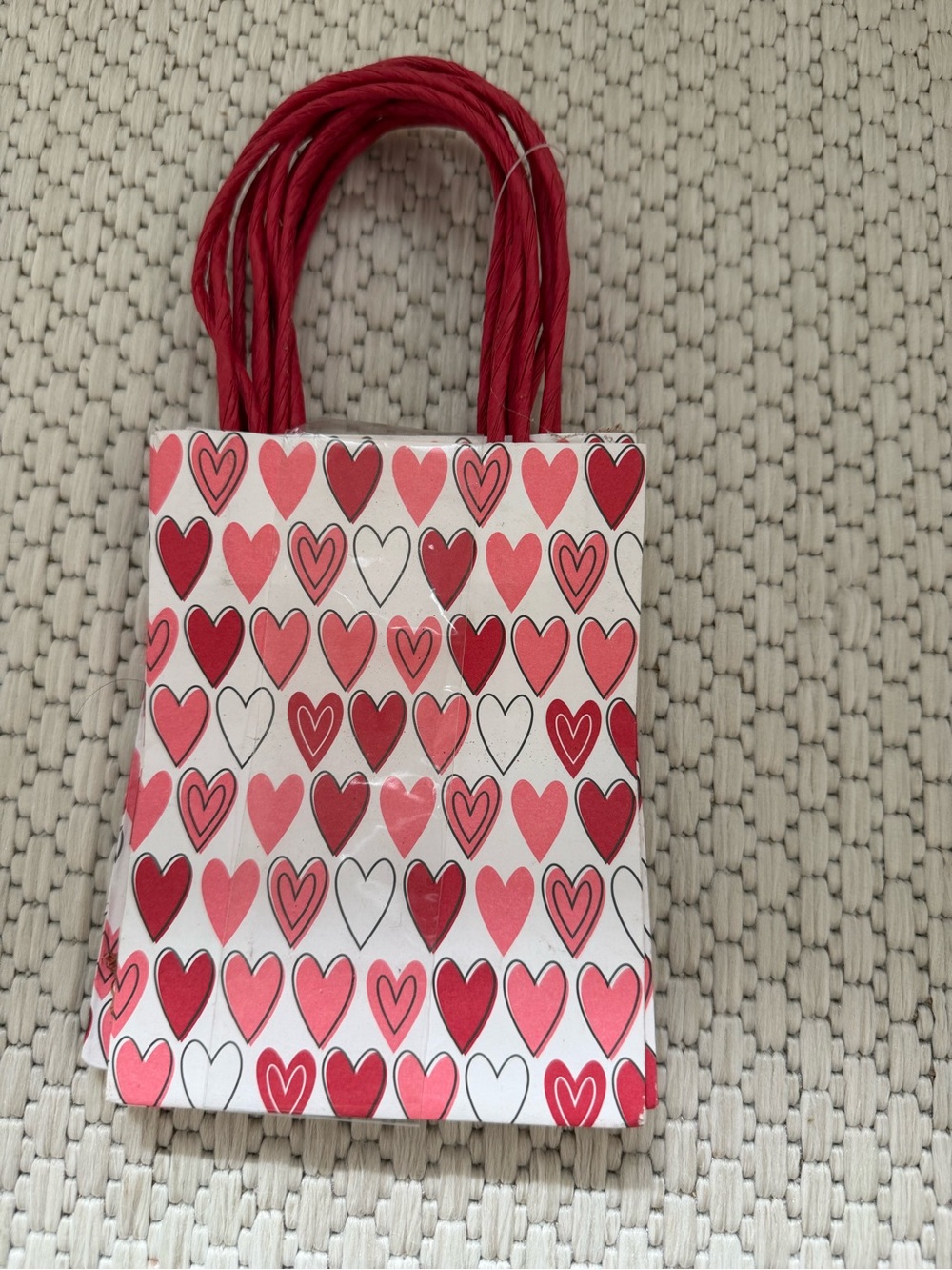 New Red and pink heart patterned mini gift paper bags